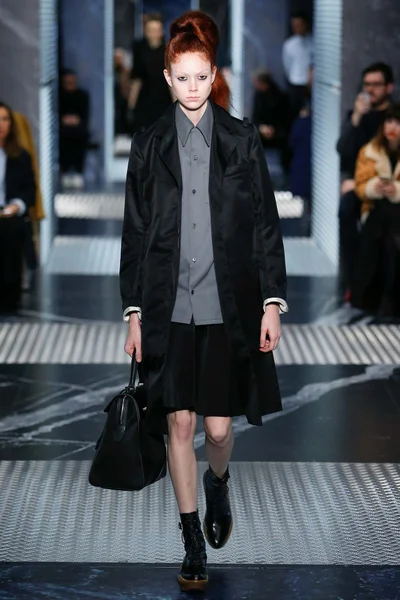 Look 4